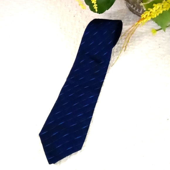 Valentino 100% Silk Navy Stripes Necktie Tie Italy - Picture 7 of 14